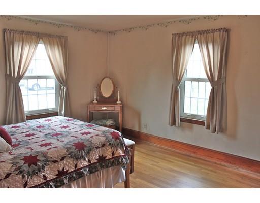 82 E Silver St, Westfield, MA 01085 photo 16