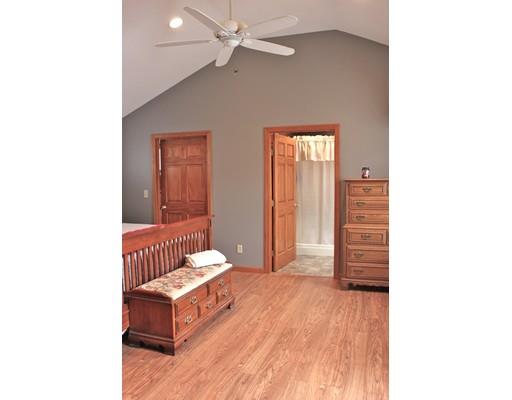 82 E Silver St, Westfield, MA 01085 photo 24