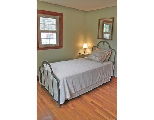 82 E Silver St, Westfield, MA 01085 photo 17