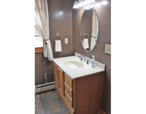 82 E Silver St, Westfield, MA 01085 photo 28