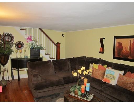 55 Montgomery St, Chicopee, MA 01020 photo 9