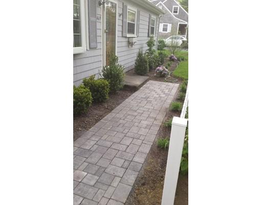 469 Elm St E, Raynham, MA 02767 photo 1