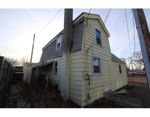243 Carew St, Chicopee, MA 01020 photo 2