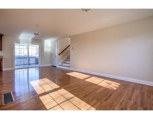 3 Eagle Ln, Methuen, MA 01844 photo 4