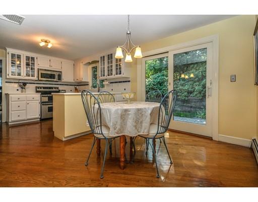 12 Willow St, Dover, MA 02030 photo 4