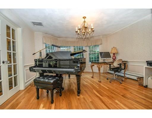 12 Willow St, Dover, MA 02030 photo 6
