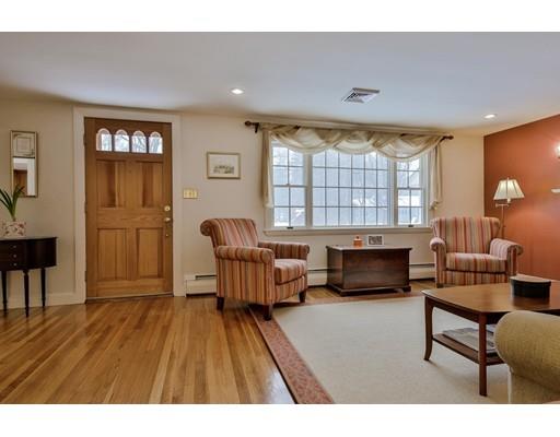 5 Huron Rd, Acton, MA 01720 photo 2