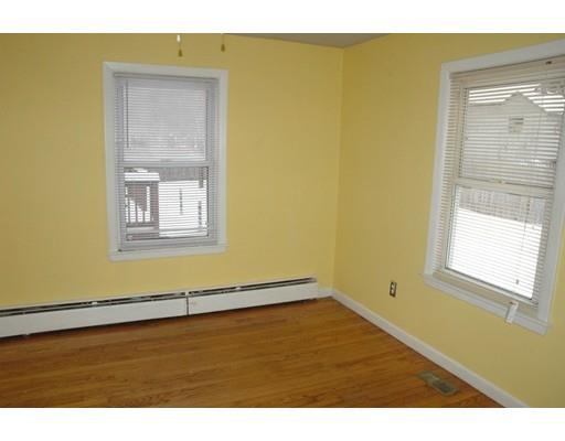 104 Francis St, Springfield, MA 01104 photo 12