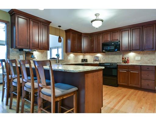 1 Puddingstone Ln, Mendon, MA 01756 photo 3