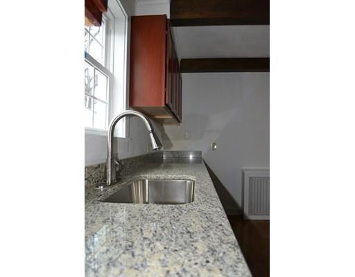 16 Andover Rd, Springfield, MA 01119 photo 10