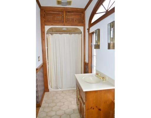 16 Andover Rd, Springfield, MA 01119 photo 17