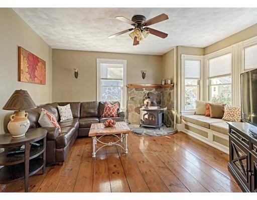220 School St, Franklin, MA 02038 photo 4