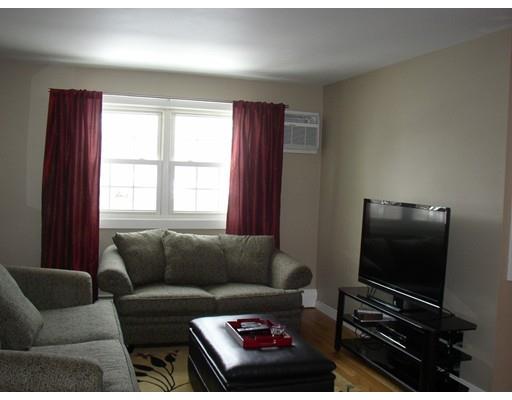 6 Venice St #E5, Danvers, MA 01923 photo 4