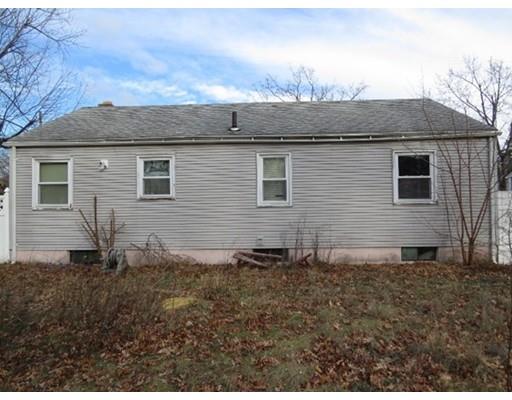 129 Keddy St, Springfield, MA 01109 photo 4