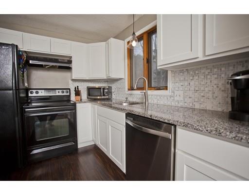 48 Burdette St, Springfield, MA 01108 photo 10