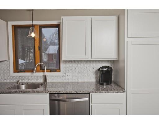 48 Burdette St, Springfield, MA 01108 photo 12