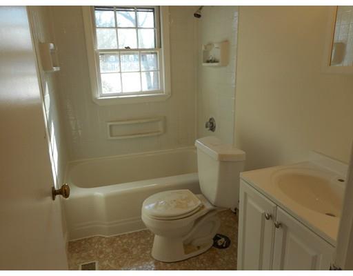 2 Meadow Ln, Danvers, MA 01923 photo 8