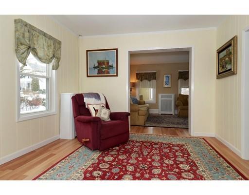 7 Agate Ave, Worcester, MA 01604 photo 10