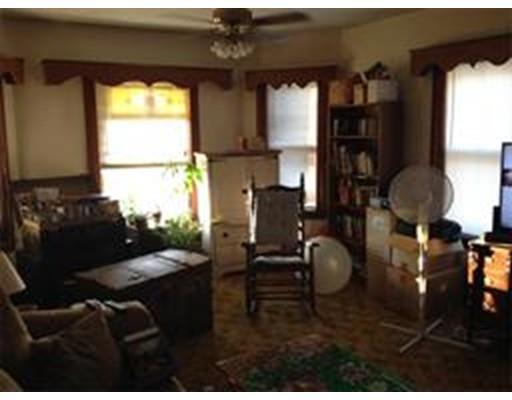 521 Lindsey St, Fall River, MA 02720 photo 2