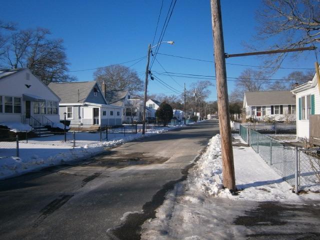 28 Bayview St, Wareham, MA 02571 photo 2