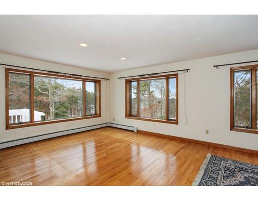 20 Westerly Dr, Bourne, MA 02532 photo 1