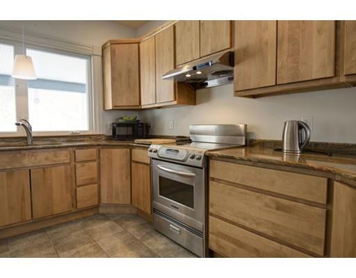 52 South St, Upton, MA 01568 photo 4