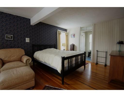 52 South St, Upton, MA 01568 photo 22