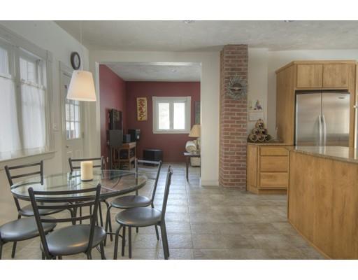 52 South St, Upton, MA 01568 photo 10