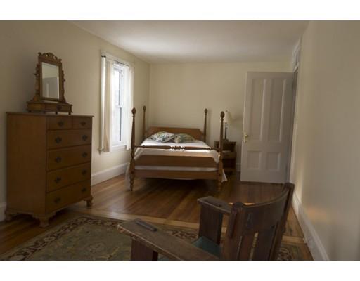 52 South St, Upton, MA 01568 photo 17