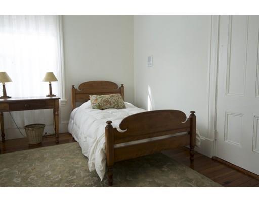 52 South St, Upton, MA 01568 photo 23
