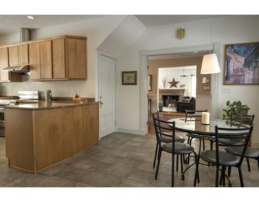 52 South St, Upton, MA 01568 photo 8