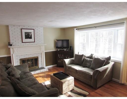 667 Wethersfield St, Rowley, MA 01969 photo 4