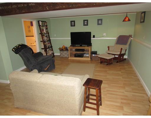 667 Wethersfield St, Rowley, MA 01969 photo 15