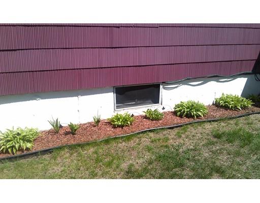 80 Leitch St, Springfield, MA 01109 photo 17