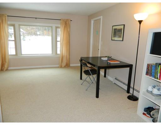 20 Swallow Ln, Dunstable, MA 01827 photo 5