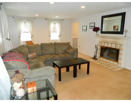 20 Swallow Ln, Dunstable, MA 01827 photo 9