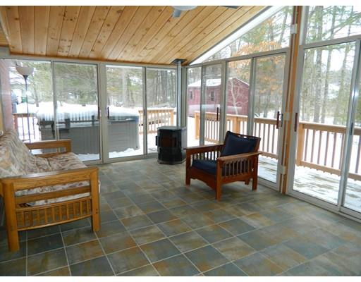 20 Swallow Ln, Dunstable, MA 01827 photo 12