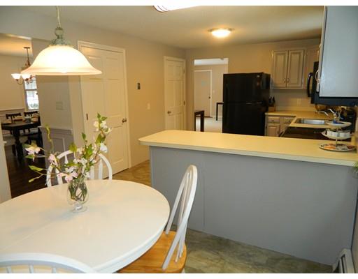 20 Swallow Ln, Dunstable, MA 01827 photo 4