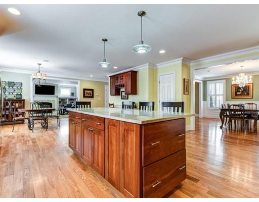 130 Woodledge Rd, Needham, MA 02492 photo 8