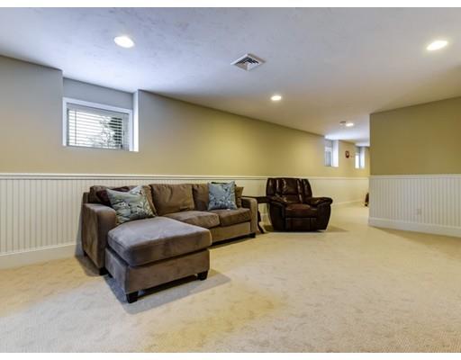 130 Woodledge Rd, Needham, MA 02492 photo 22