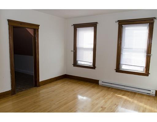 47 Stanton St, Worcester, MA 01605 photo 8