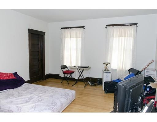 47 Stanton St, Worcester, MA 01605 photo 3
