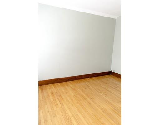 47 Stanton St, Worcester, MA 01605 photo 9