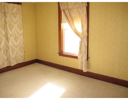8 Wells St, Worcester, MA 01604 photo 14