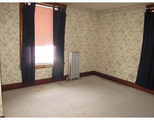 8 Wells St, Worcester, MA 01604 photo 15
