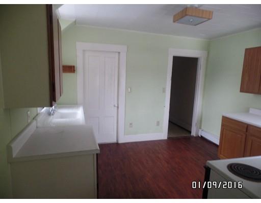 94 Maple St, Gardner, MA 01440 photo 9