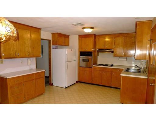 4 Donegal Rd, Peabody, MA 01960 photo 13