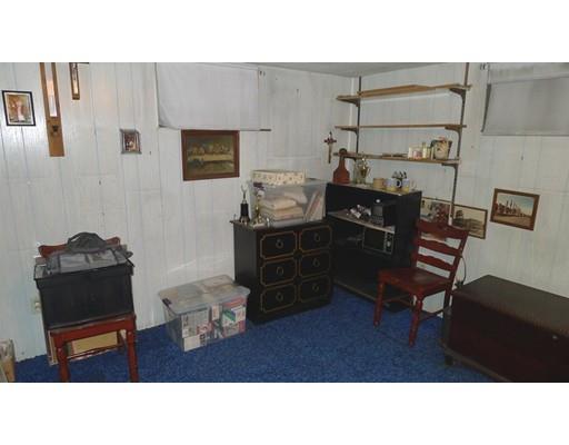 4 Donegal Rd, Peabody, MA 01960 photo 28