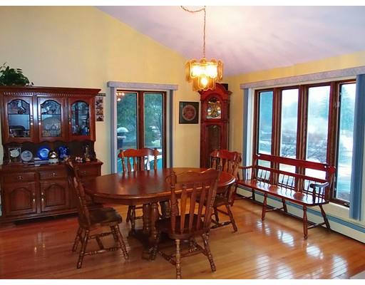 5 Berkshire Cir, Ware, MA 01082 photo 4