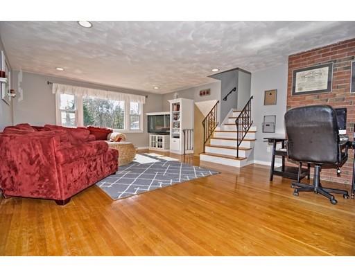 14 Whiting Ave, Walpole, MA 02081 photo 11